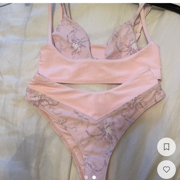 COPY - COPY - COPY - COPY - Frankies bikini - Picture 2 of 2